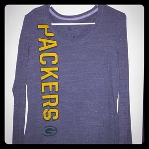 Grey woman’s Nike long sleeve Packers shirt